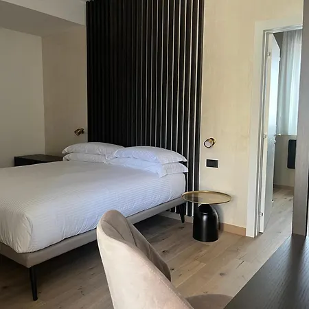 Samburoom Bed & Breakfast