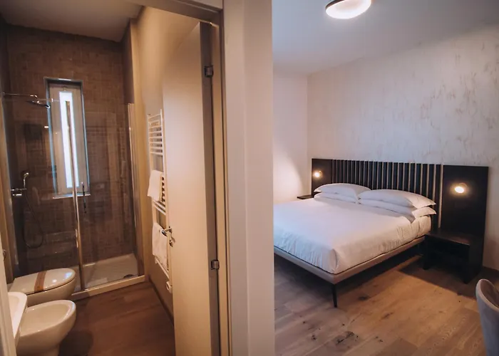 Samburoom Bed and Breakfast