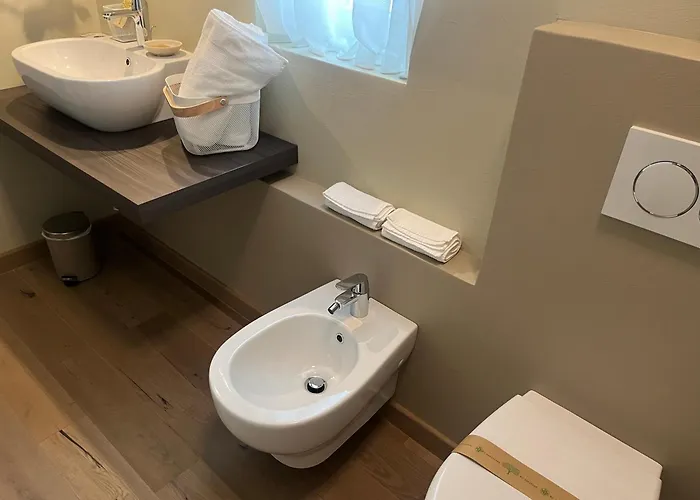 Samburoom Bed and Breakfast